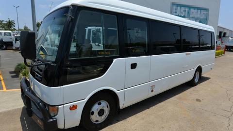 2007 mitsubishi fuso rosa deluxe manual bus