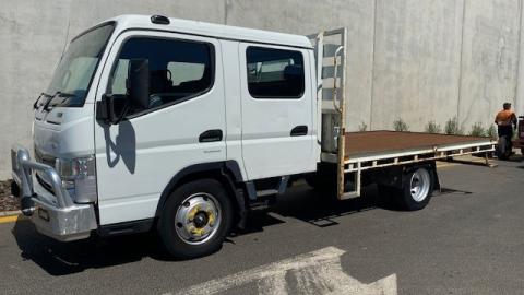 2012 fuso canter truck tray