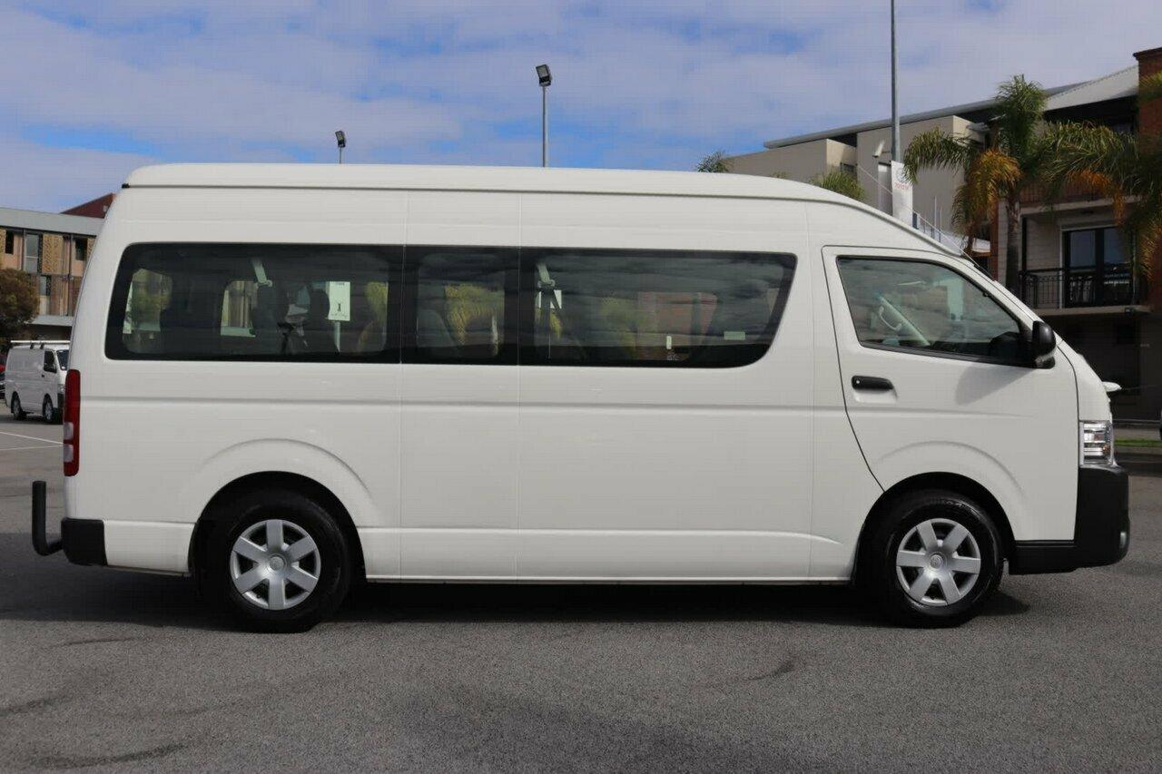 2017 Toyota Hiace Kdh223r My16 4 Sp Automatic 3d Bus Jcfd5059507