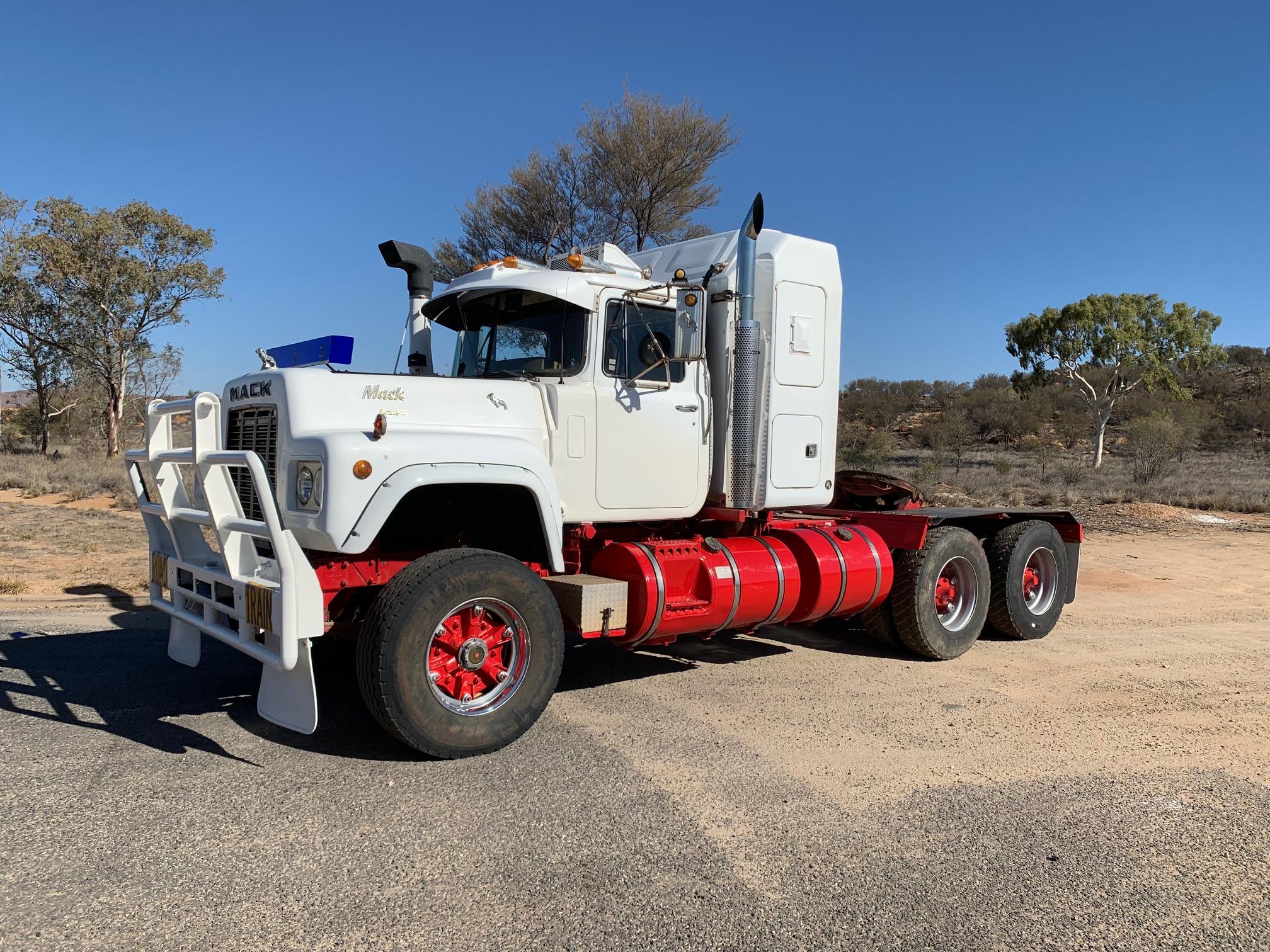 1984 Mack  R  Model  JTW5071730 JUST TRUCKS 